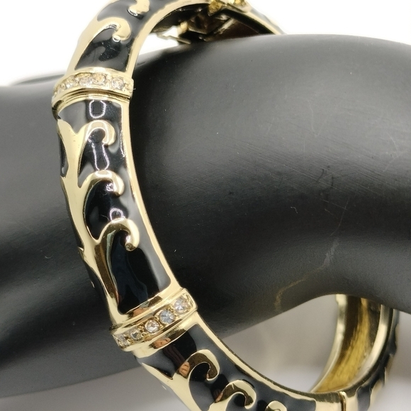 Coldwater Creek Enamel Spring Hinged Clasp Gold Black Stackable Bangle Bracelet - Picture 4 of 8